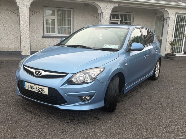 Hyundai i30 Hatchback, Diesel, 2011, Blue