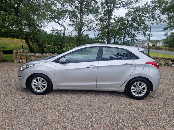 Hyundai i30 Hatchback, Diesel, 2013, Silver