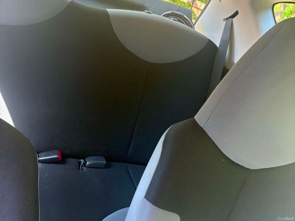 Citroen C1 Hatchback, Petrol, 2009, Silver