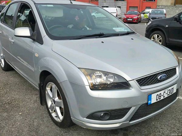 Ford Focus Hatchback, Petrol, 2008, Silver