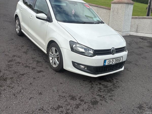 Volkswagen Polo Hatchback, Petrol, 2013, White