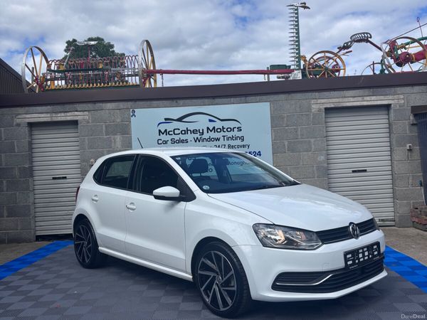Volkswagen Polo Hatchback, Petrol, 2016, White