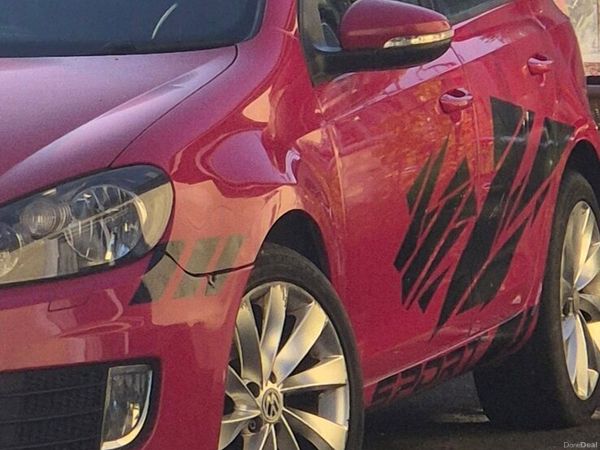 Volkswagen Golf Hatchback, Diesel, 2010, Red
