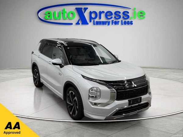 Mitsubishi Outlander SUV, Petrol Plug-in Hybrid, 2022, White