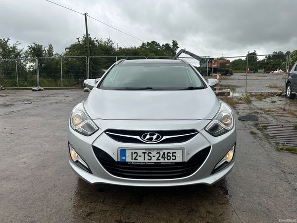Hyundai i40 Estate, Diesel, 2012, Silver