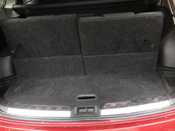 Nissan Qashqai+2 MPV, Diesel, 2011, Red