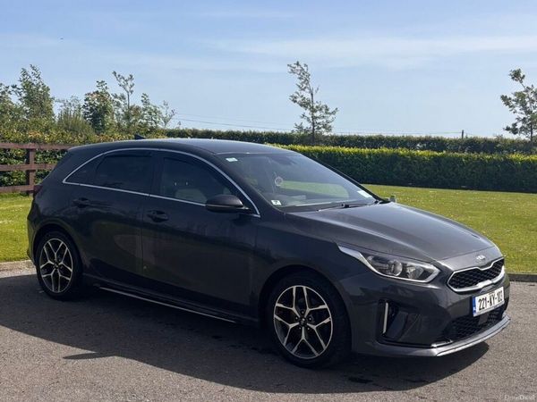 Kia Ceed Hatchback, Diesel, 2022, Grey