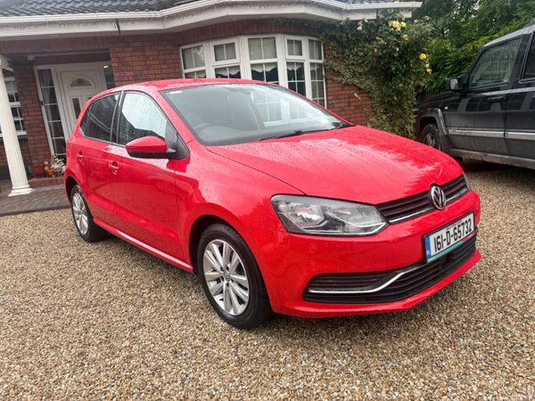Volkswagen Polo Hatchback, Petrol, 2016, Red