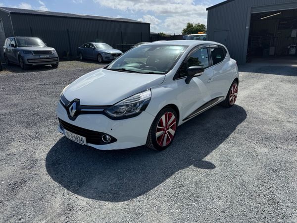 Renault Clio Hatchback, Petrol, 2014, White