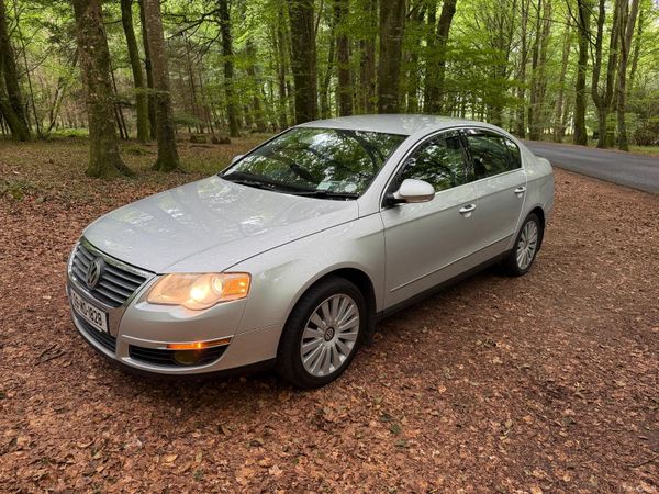 Volkswagen Passat Saloon, Diesel, 2009, Silver