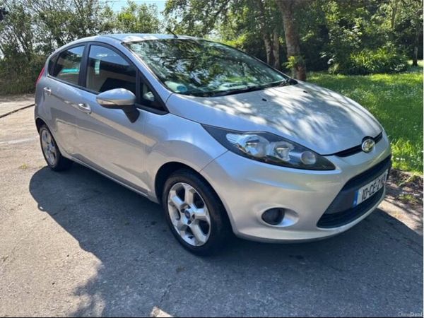 Ford Fiesta Hatchback, Petrol, 2010, Silver