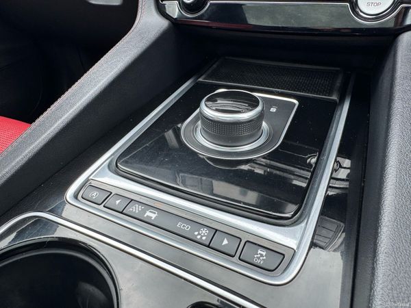Jaguar F-Pace SUV, Diesel, 2016, Black