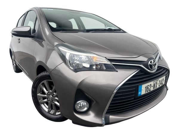 Toyota Yaris Hatchback, Unknown, 2016, Bronze