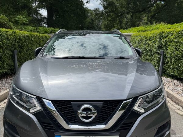 Nissan Qashqai MPV, Petrol, 2018, Grey