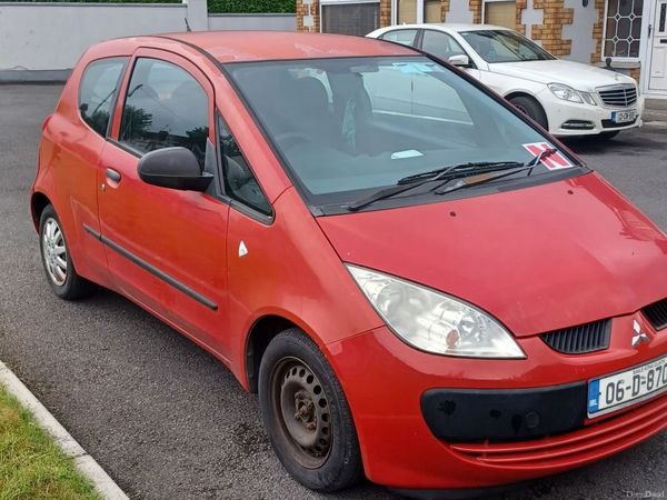 Mitsubishi Colt Hatchback, Petrol, 2006, Red