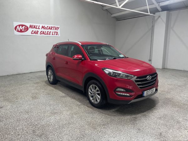 Hyundai Tucson SUV, Diesel, 2017, Red