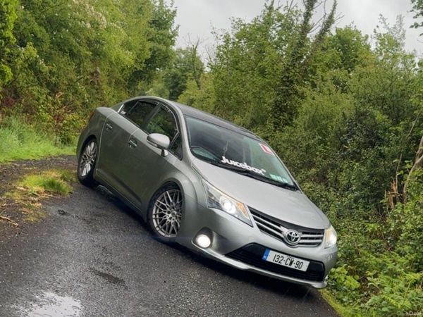 Toyota Avensis Saloon, Diesel, 2013, Grey
