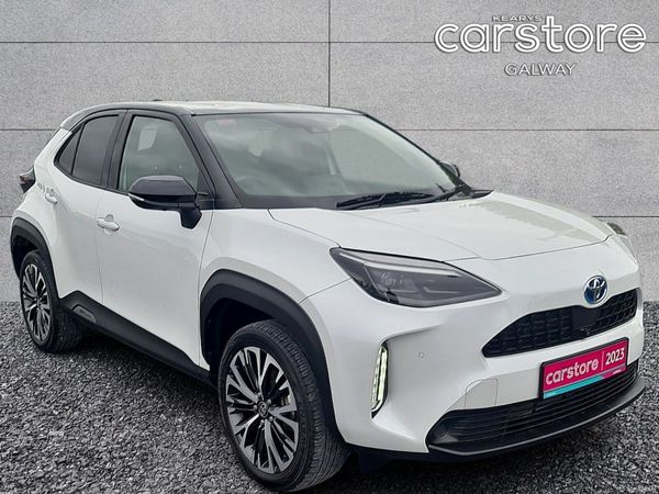 Toyota Yaris Cross Hatchback, Petrol Hybrid, 2023, White