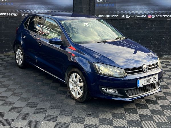 Volkswagen Polo Hatchback, Petrol, 2013, Blue