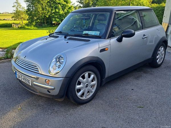 Mini Cooper Hatchback, Petrol, 2004, Silver