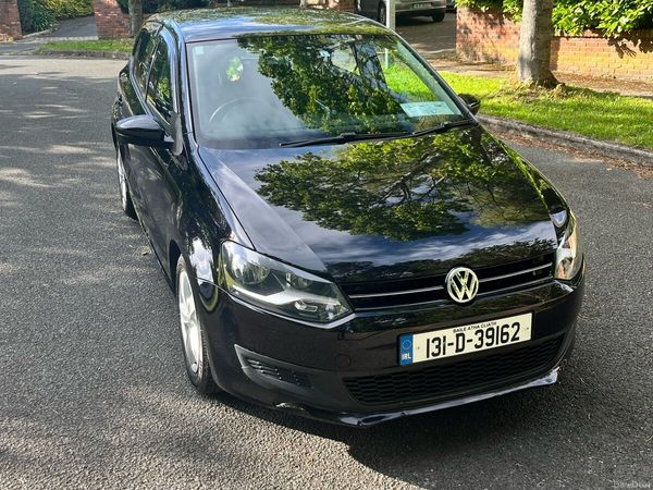 Volkswagen Polo Hatchback, Petrol, 2013, Black