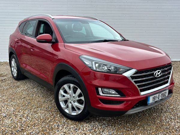 Hyundai Tucson MPV, Diesel, 2019, Red
