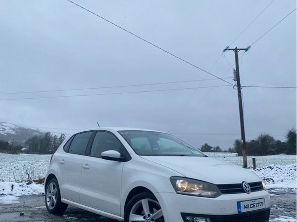 Volkswagen Polo Hatchback, Diesel, 2014, White