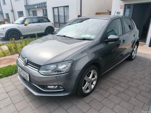Volkswagen Polo Hatchback, Petrol, 2015, Grey