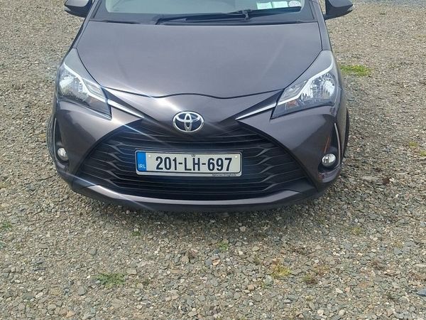 Toyota Yaris MPV, Petrol, 2020, Grey