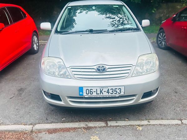 Toyota Corolla Saloon, Diesel, 2006, Silver