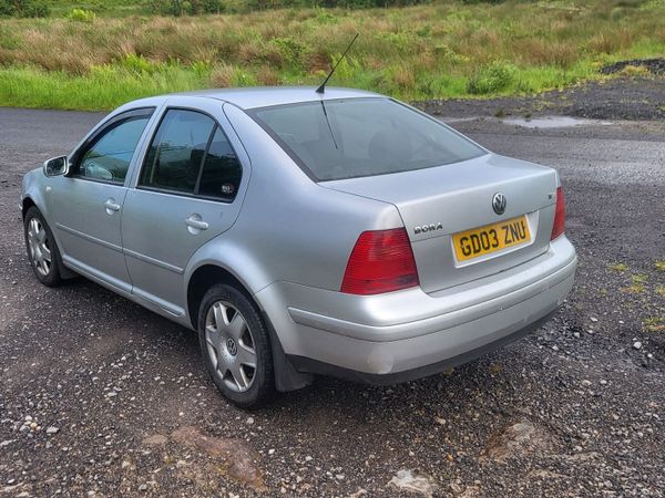 Volkswagen Bora Saloon, Diesel, 2003, Silver