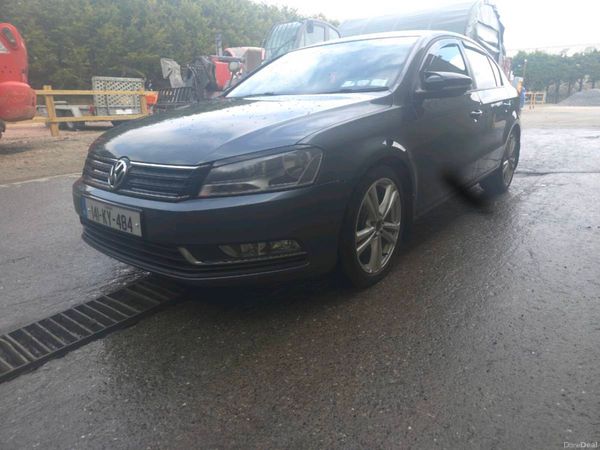 Volkswagen Passat Saloon, Diesel, 2014, Grey