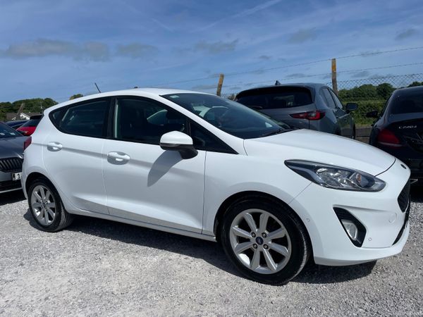 Ford Fiesta Hatchback, Petrol, 2019, White