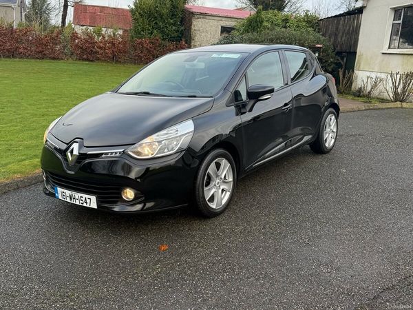 Renault Clio Hatchback, Petrol, 2016, Black