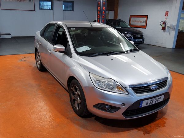 Ford Focus Saloon, Diesel, 2011, Silver