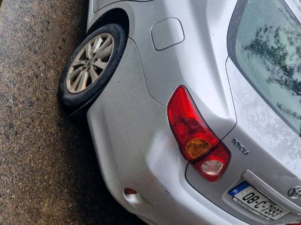 Toyota Corolla Saloon, Petrol, 2008, Silver