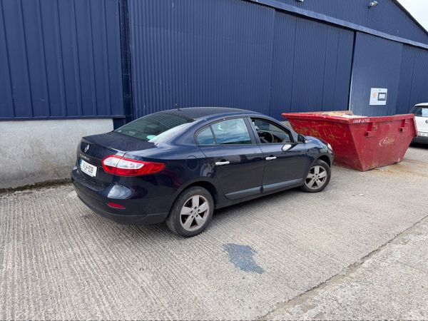 Renault Fluence Saloon, Diesel, 2011, Blue