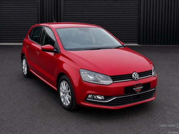 Volkswagen Polo , Petrol, 2014, Red