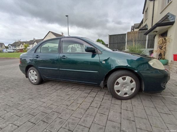 Toyota Corolla Saloon, Petrol, 2006, Green