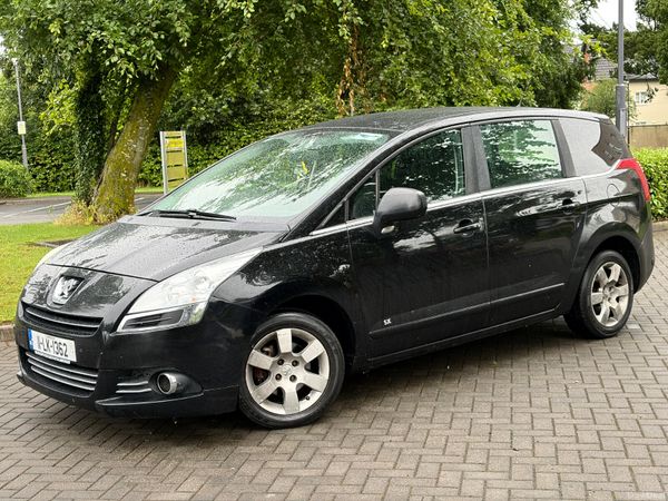 Peugeot 5008 MPV, Diesel, 2011, Black