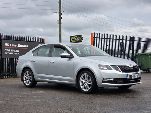 Skoda Octavia Saloon, Petrol, 2018, Grey