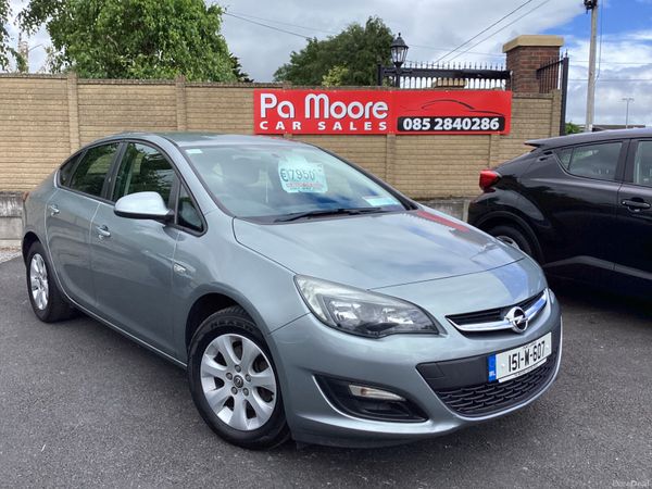 Opel Astra Saloon, Diesel, 2015, Silver