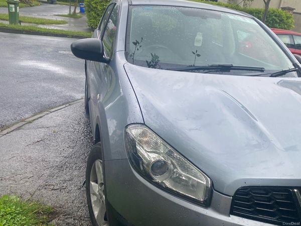 Nissan Qashqai Hatchback, Diesel, 2010, Blue