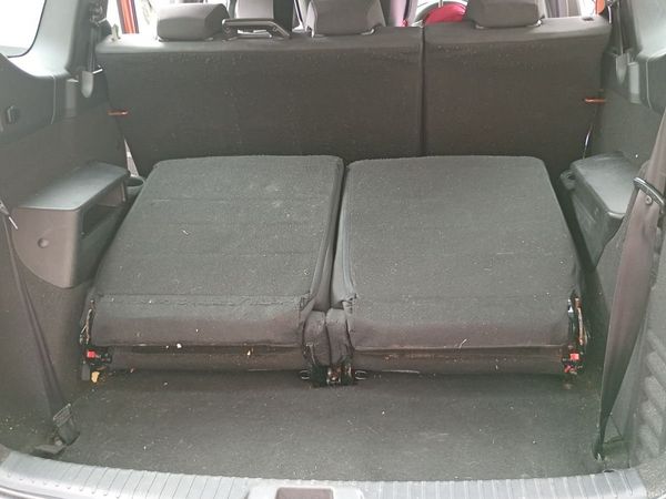 Dacia Jogger MPV, Petrol, 2022, Brown