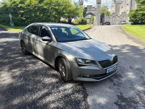 Skoda Superb Saloon, Diesel, 2016, Beige