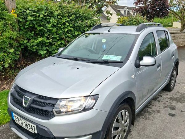 Dacia Sandero Stepway Hatchback, Diesel, 2015, Silver
