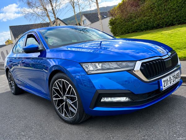 Skoda Octavia Saloon, Diesel, 2021, Blue