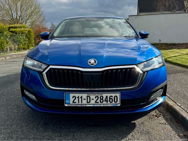 Skoda Octavia Saloon, Diesel, 2021, Blue