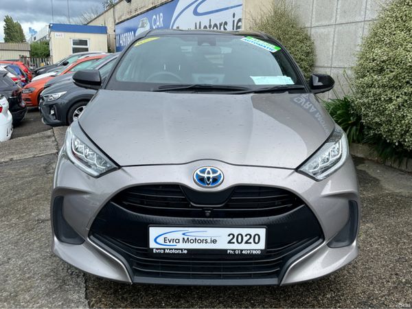 Toyota Yaris Hatchback, Petrol Hybrid, 2020, Grey