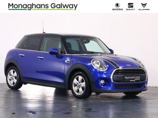 Mini Cooper Hatchback, Petrol, 2019, Blue